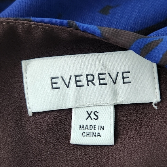 Evereve Seamed Floral Harper Top - Picture 7 of 9